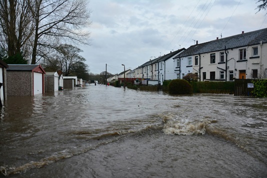 street_garages_floodwater